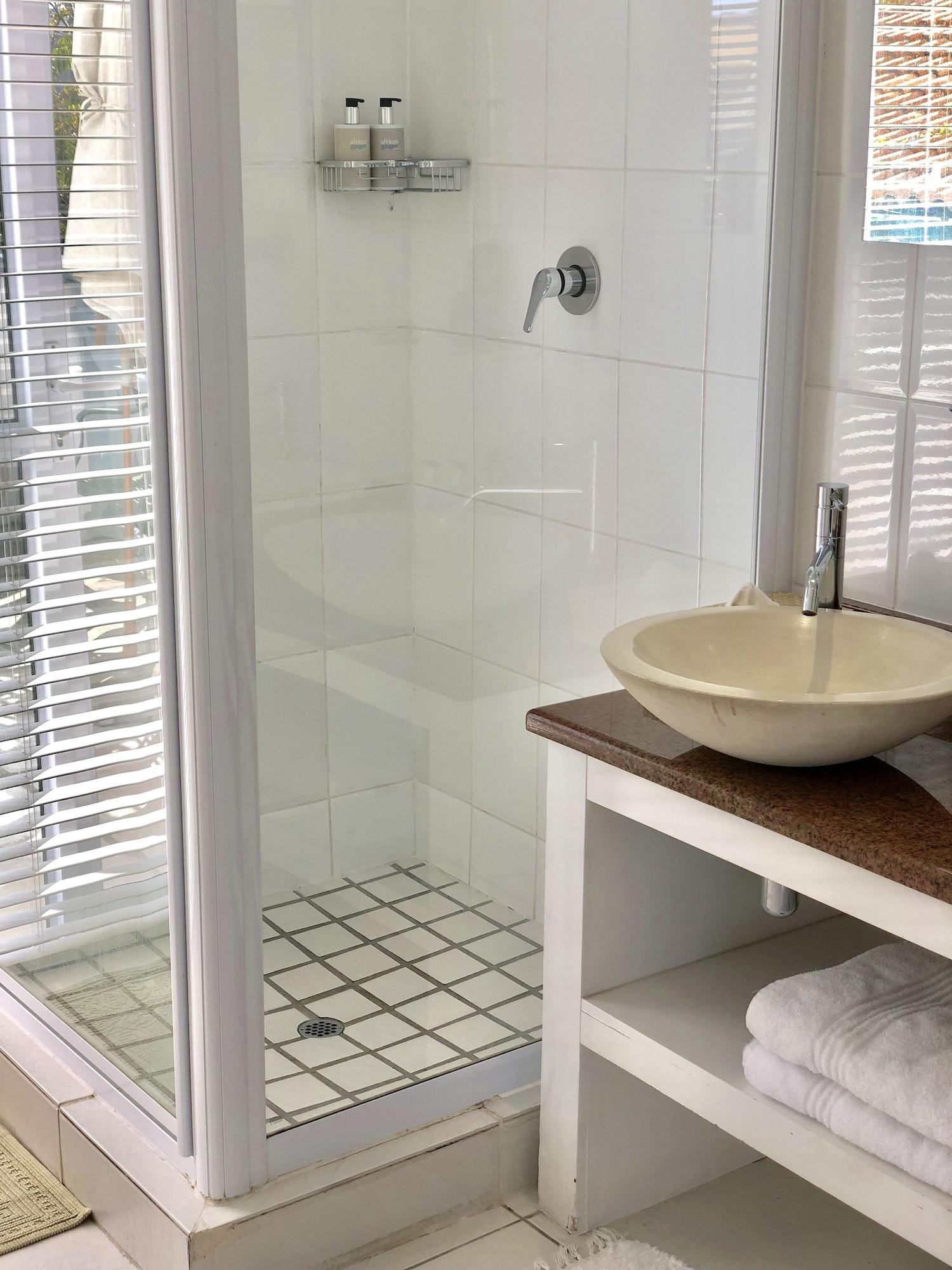 בלוברגסטראנד 5 Options Guest House מראה חיצוני תמונה