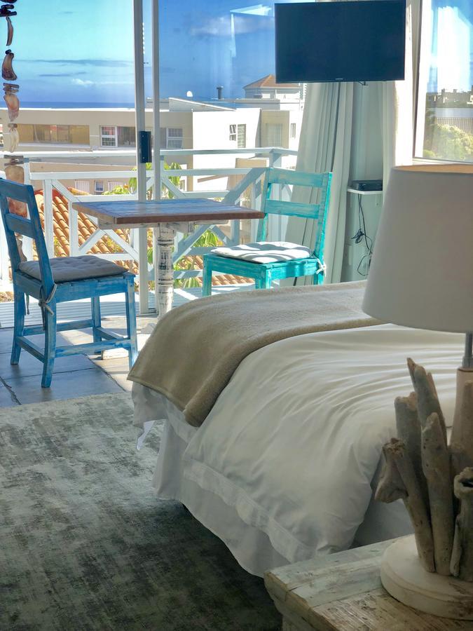 בלוברגסטראנד 5 Options Guest House מראה חיצוני תמונה